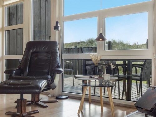 "Suometar" - 400m from the sea by Interhome