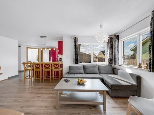 "Heming" - 100m from the sea by Interhome