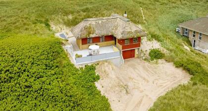 "Zora" - 100m from the sea by Interhome