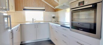 "Doris" - 150m from the sea by Interhome