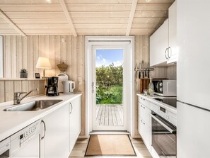 Fridge, microwave, oven, dishwasher - "Tanna" - 330m to the fjord by Interhome (Lemvig)