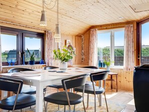 Dining - "Beatrice" - 150m from the sea by Interhome (Lemvig)