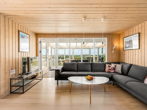 "Brenda" - 300m to the fjord by Interhome