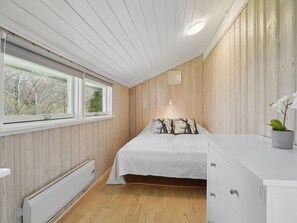 3 bedrooms, Internet