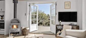 "Sinika" - 400m from the sea by Interhome