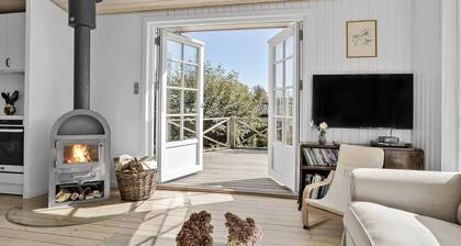 "Sinika" - 400m from the sea by Interhome