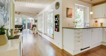 "Epke" - 250m from the sea by Interhome
