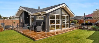 "Sjarlotte" - 100m from the sea by Interhome