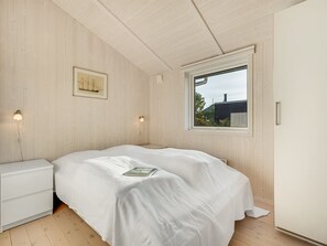 3 bedrooms, WiFi