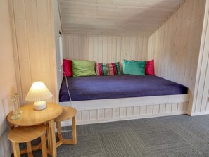 3 bedrooms, WiFi