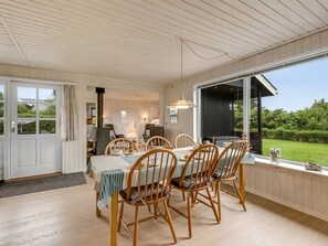 Dining - "Theodor" - 180m to the fjord by Interhome (Hemmet)