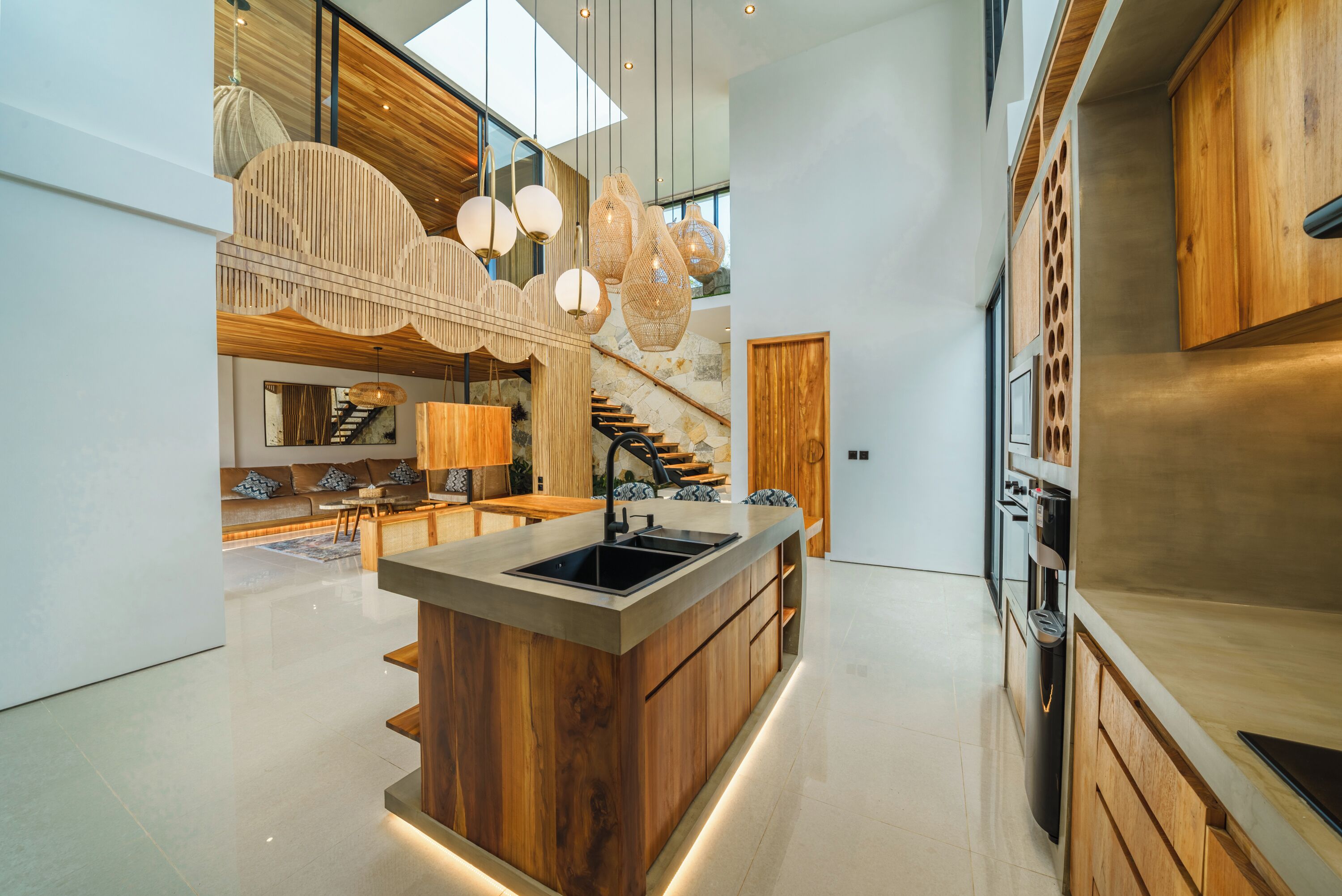 冰箱、微波炉、烤箱、炉灶