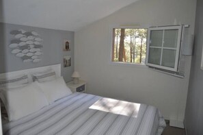 2 Schlafzimmer, Bügeleisen/Bügelbrett, Reisekinderbett, kostenloses WLAN