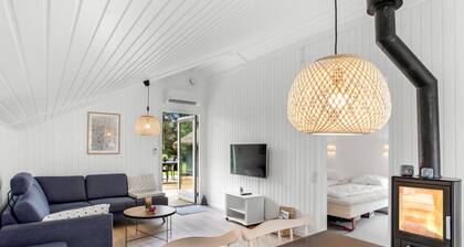 "Frender" - 800m to the fjord by Interhome