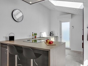 Fridge, microwave, dishwasher, cookware/dishes/utensils - "Hroswitha" - 100m from the sea by Interhome (Løkken)