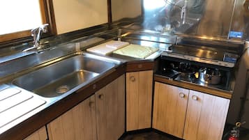 Casa familiar | Cocina privada | Tetera eléctrica