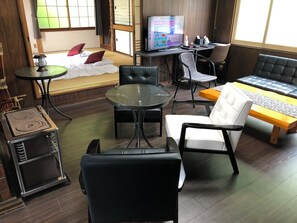 ファミリー ハウス | リビング エリア