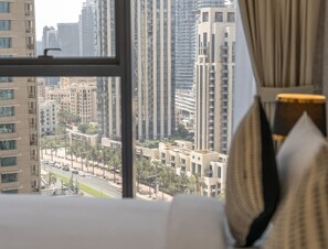 2 bedrooms, desk, iron/ironing board, WiFi - Act One | Act Two - Downtown (Dubai)
