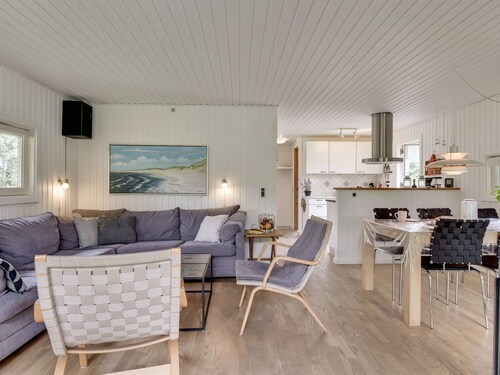 "Tjordis" - 600m to the fjord by Interhome