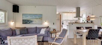 "Tjordis" - 600m to the fjord by Interhome