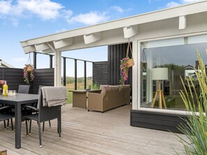 Outdoor dining - "Crista" - 500m from the sea by Interhome (Løkken)