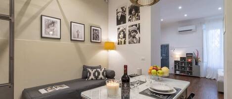 Basic-Apartment, 1 Doppelbett | Speisen