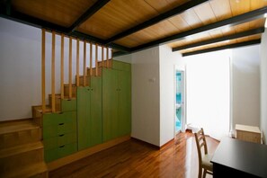 Interior - Divina Salerno (Salerno)