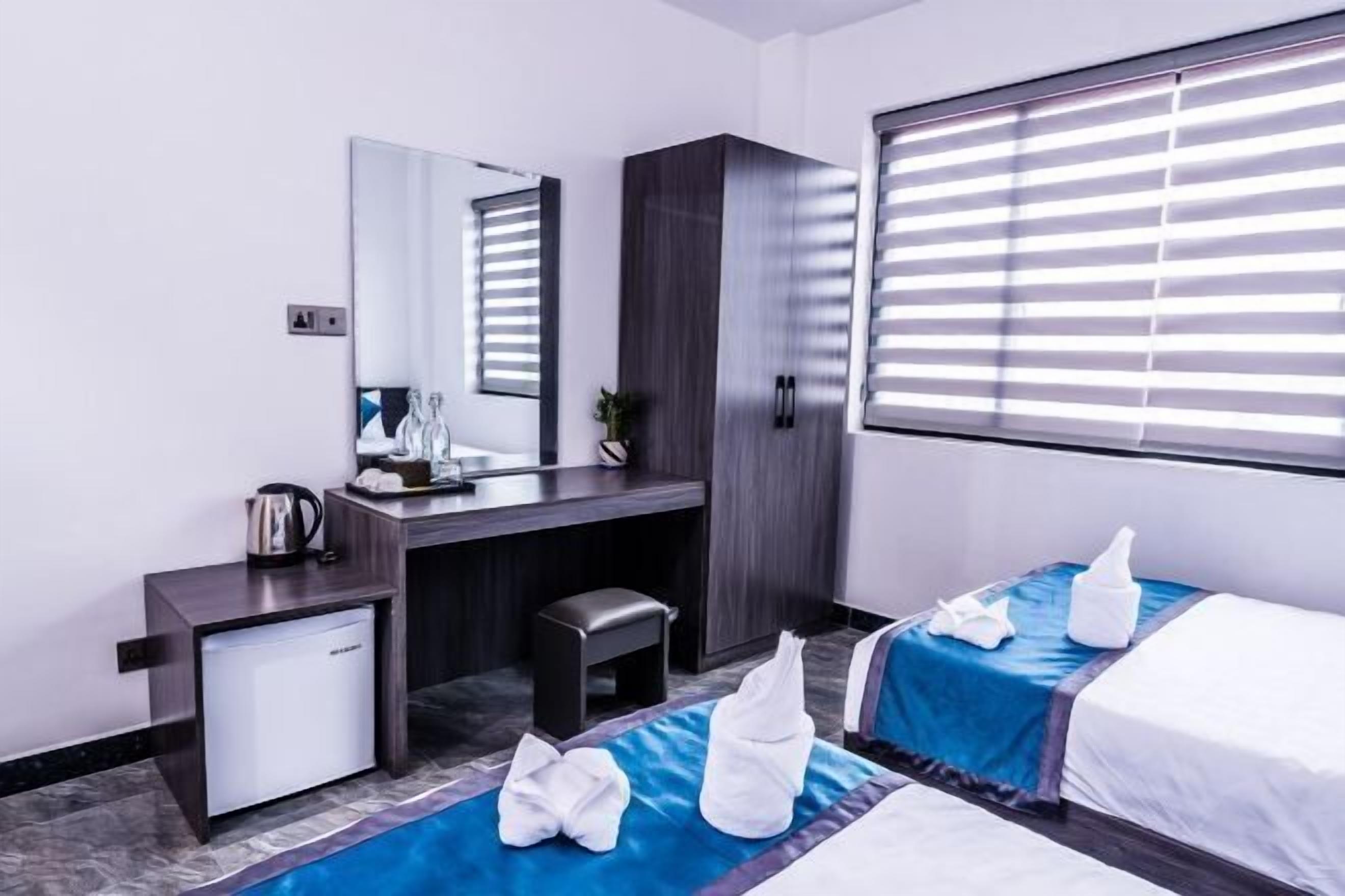 Desk, free WiFi, bed sheets