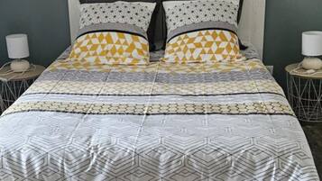 3 chambres, Wi-Fi gratuit, draps fournis