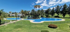 Pool - Stunning Golf Apartment overlooking the island pool and on the golf course (Mijas)