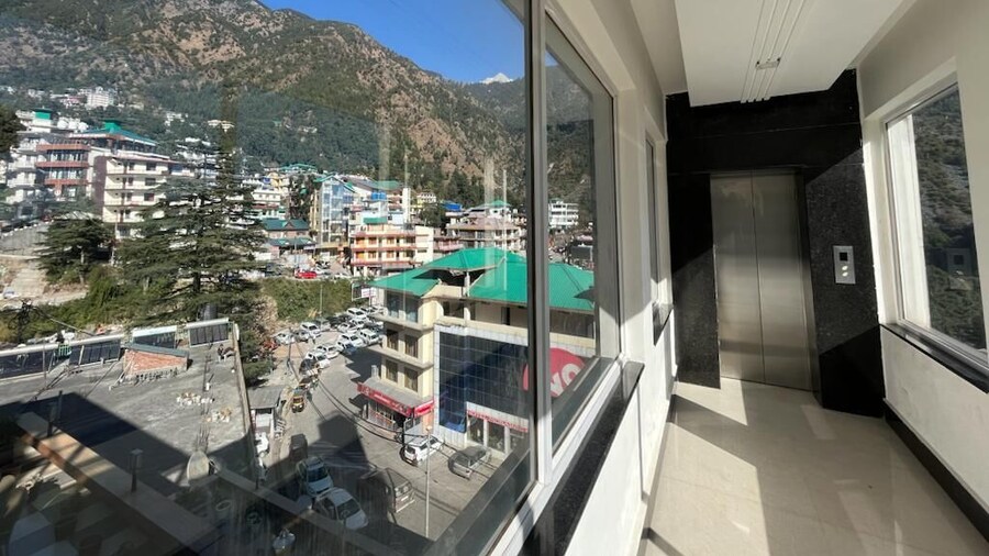 Spring Valley Resort By DLS Hotels