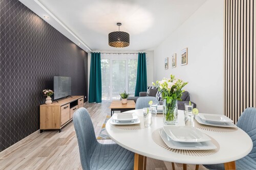 Stylish Apartment with Pool | Parking and Close to the Beach