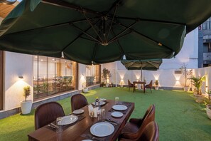 Garden view - The Classio By DLS Hotels (Narendranagar)