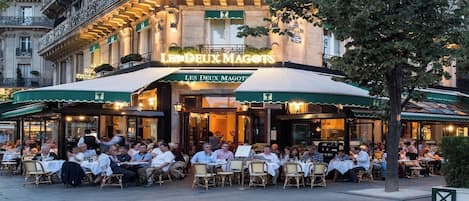 Restaurante al aire libre