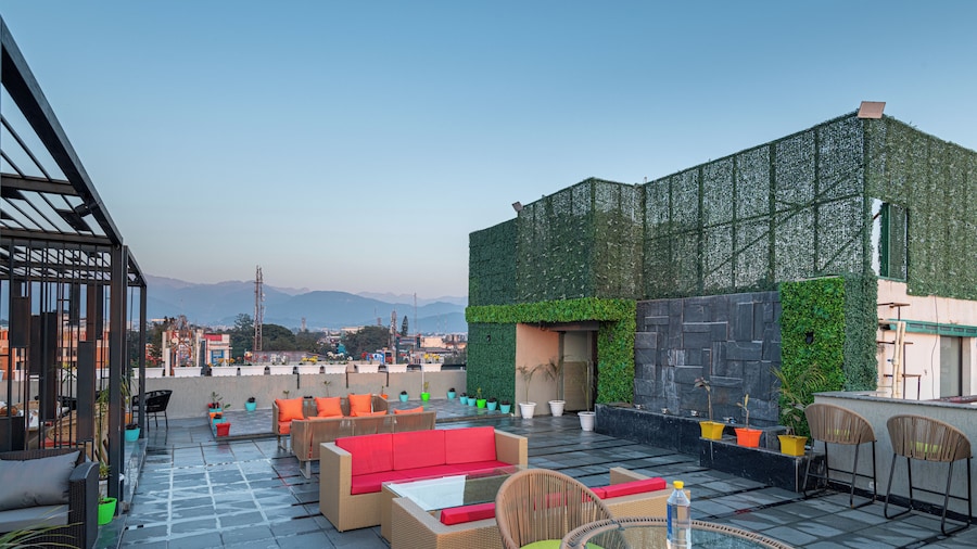 Grand Luxotica By DLS Hotels