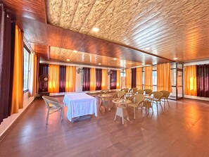 Meeting facility - MJ River Resort By DLS Hotels (Yamkeshwar)