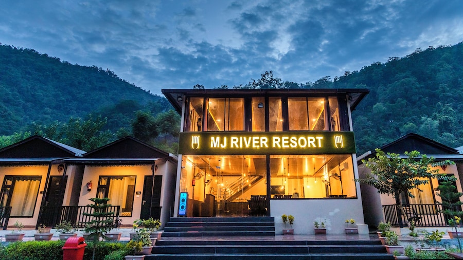 MJ River Resort By DLS Hotels