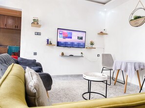 Smart-TV og DVD-spiller