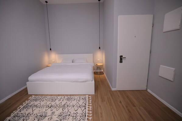 1 bedroom, WiFi, bed sheets