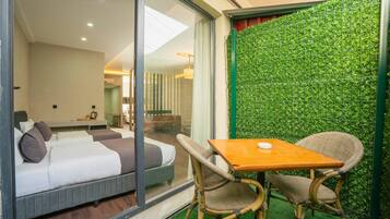 Chambre Quadruple Supérieure | Balcon