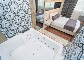 Habitación de lujo | Bañera de hidromasaje