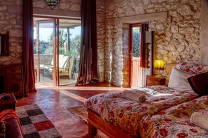 Double or Twin Room | Individually decorated, individually furnished, desk - Essaouira (Essaouira)