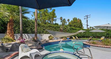 Mesquite Escape Amazing Outdoor Space!