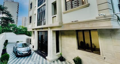 Royal Meridien Hotel
