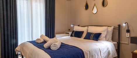 3 chambres, fer et planche à repasser, lit parapluie, Wi-Fi gratuit