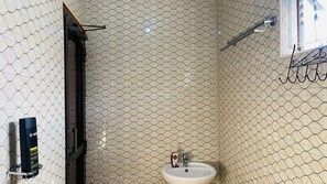 Classic-Doppelzimmer | Badezimmer