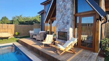 Bungalow Business | Facciata della struttura