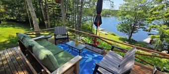 Cottage Cheese Too: Quaint lakefront cottage 30 minutes from town on quiet cove.