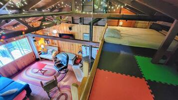 2 makuuhuonetta, Wi-Fi, vuodevaatteet