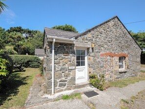 Exterior - Dairy Cottage (Helston)